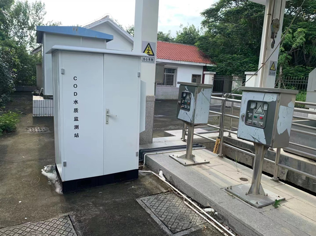 水質在線檢測儀污水監測現場